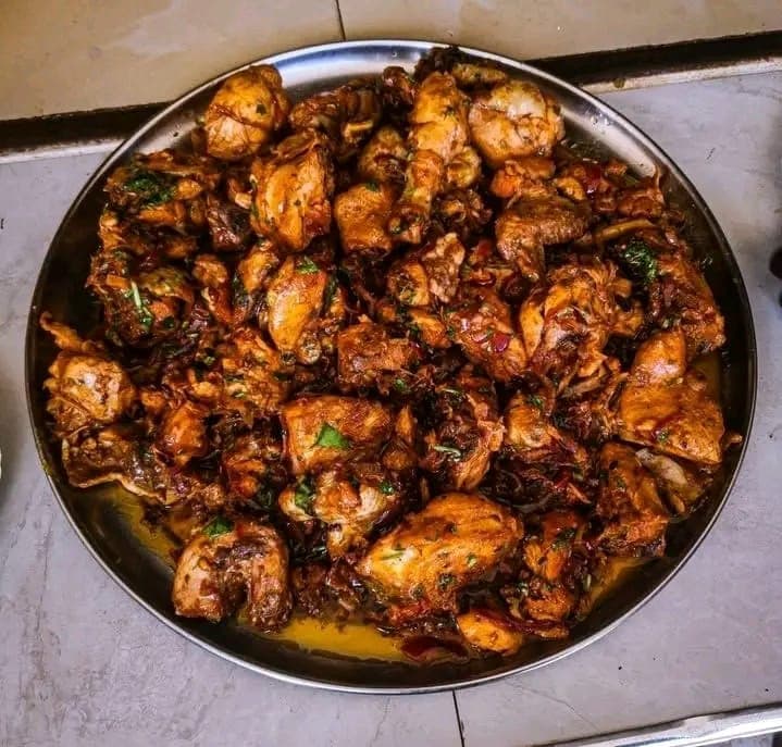 FULL CHICKEN (KIENYEJI) COOKED - 1KG